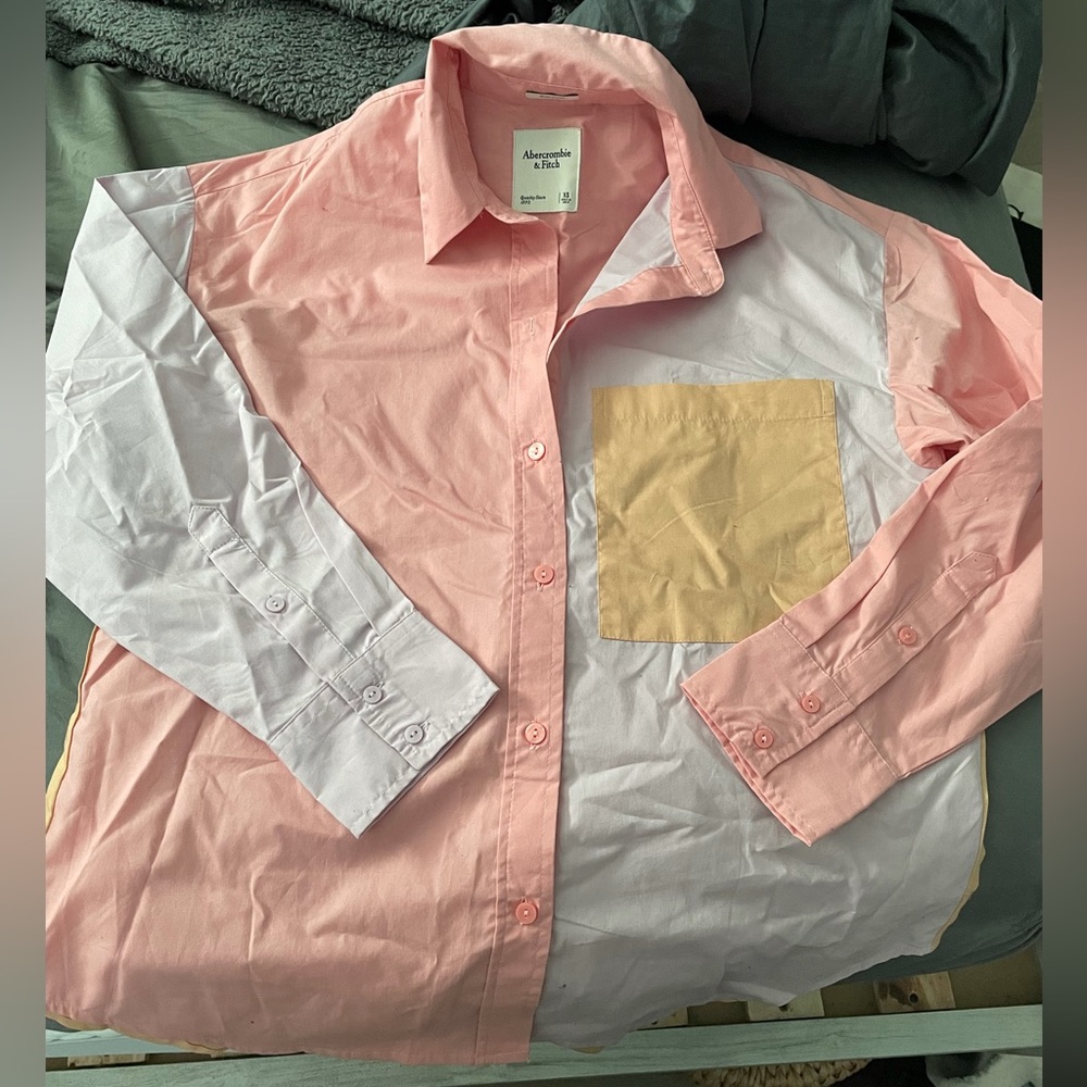 A&F - Color block button up